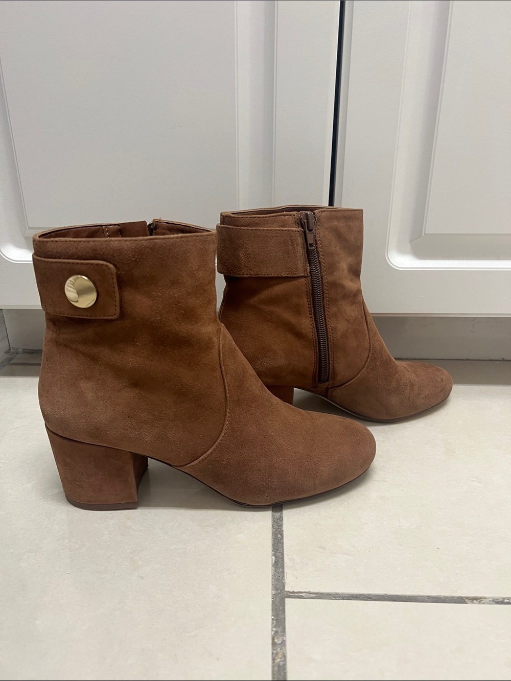 Nine West Women’s Brown Suede Ankle Boot with Block Heel | Size 7